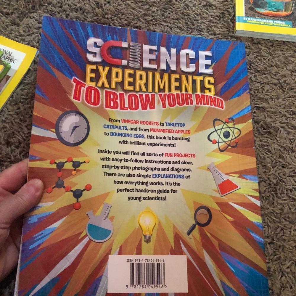 Science Experiment Book Set - Picture 10 of 17